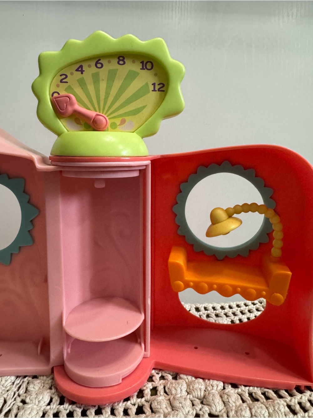 Vintage Littlest Pet Shop Get Better Center Playset - Picture 4 of 6